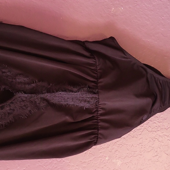 Zara Lace Bodysuit - Picture 3 of 10